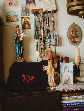 "butch bait" tank and altar